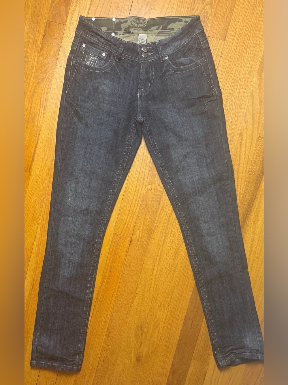 Y2K Red Rivet Low Rise Jeans Size 9